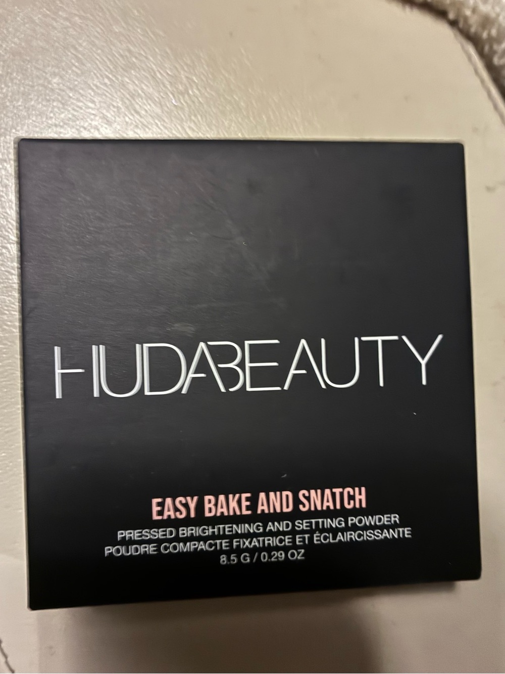 HUDA BEAUTY Easy Bake & Snatch Pressed Setting Powder Pound Cake 0.29 oz NIB